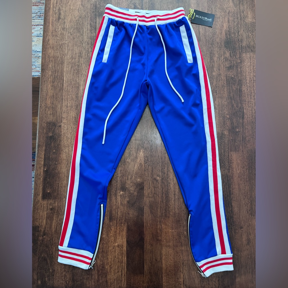 NWT Broken Threads Men's Joggers